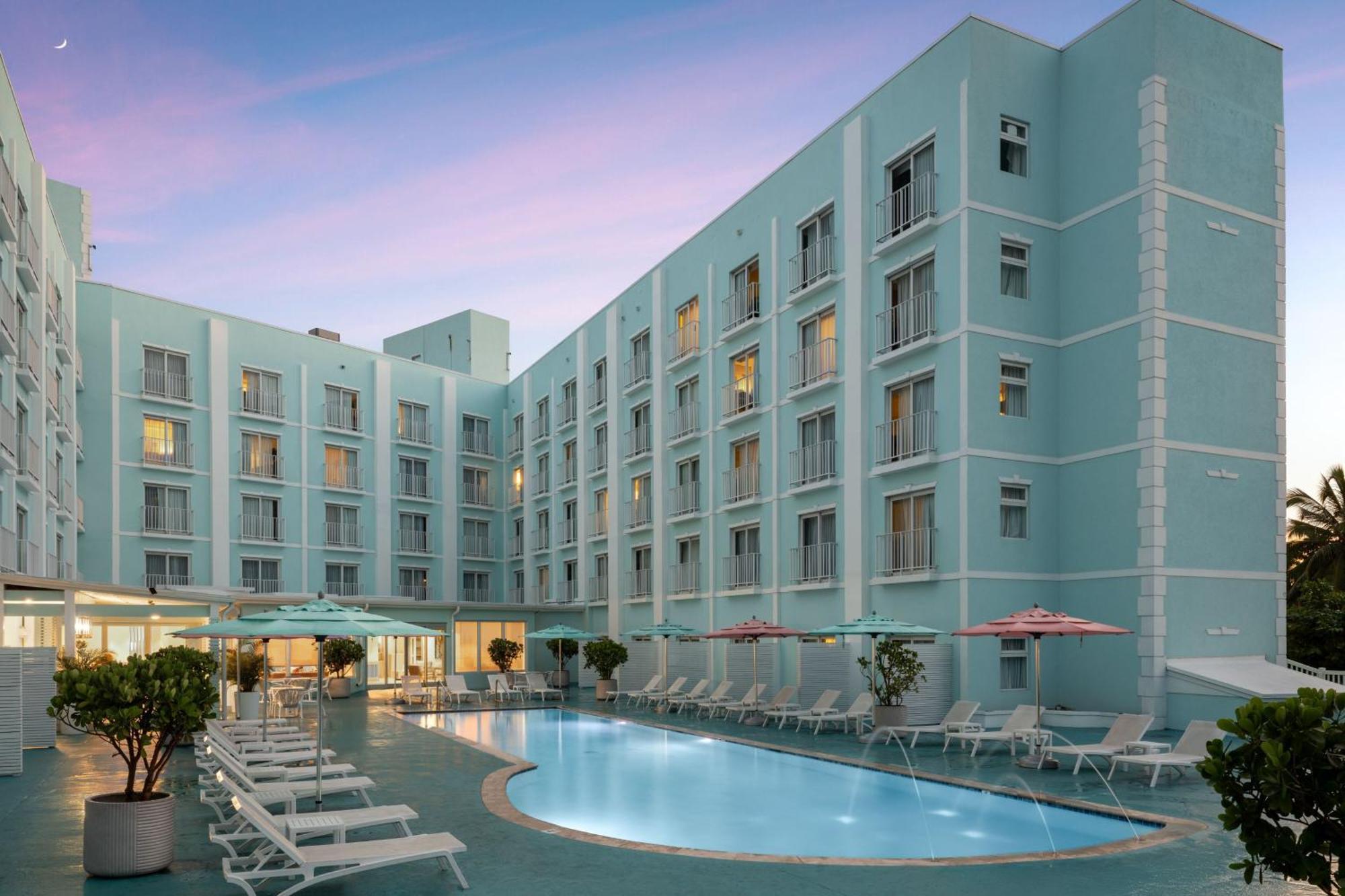 Courtyard By Marriott Nassau Downtown/Junkanoo Beach Zewnętrze zdjęcie